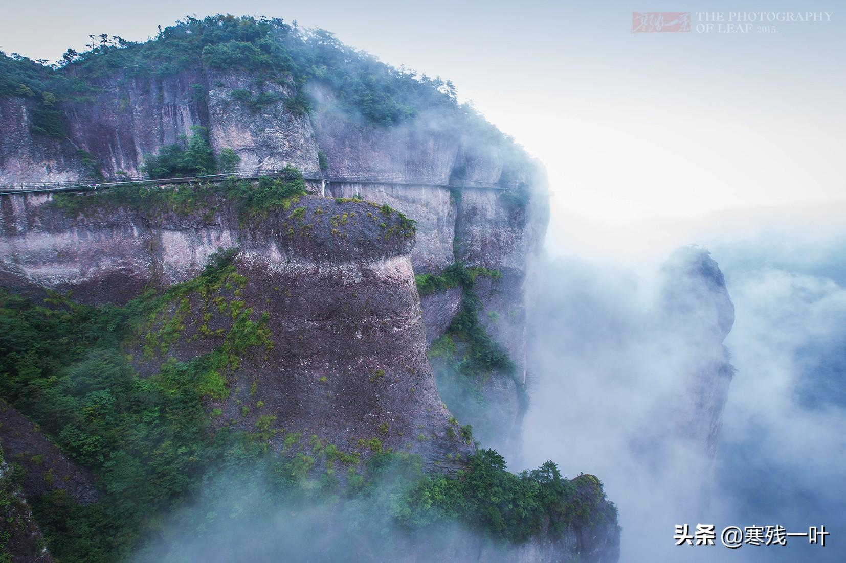 流纹岩地貌(流纹岩地貌的典型代表)