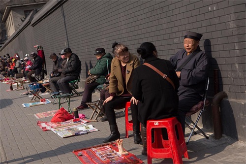 女人称骨算命表大全图 女人称骨算命几两最好